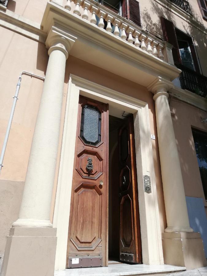 Chafbius Bed and Breakfast Cagliari Esterno foto